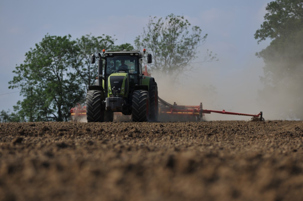 Griffin tractor contract farming in Essex